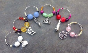 dea3-promo-worldwide-wine-charms